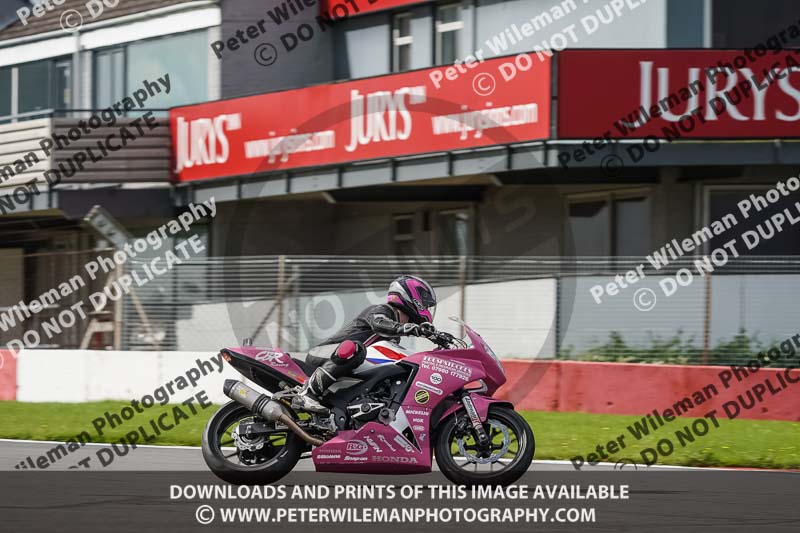 donington no limits trackday;donington park photographs;donington trackday photographs;no limits trackdays;peter wileman photography;trackday digital images;trackday photos